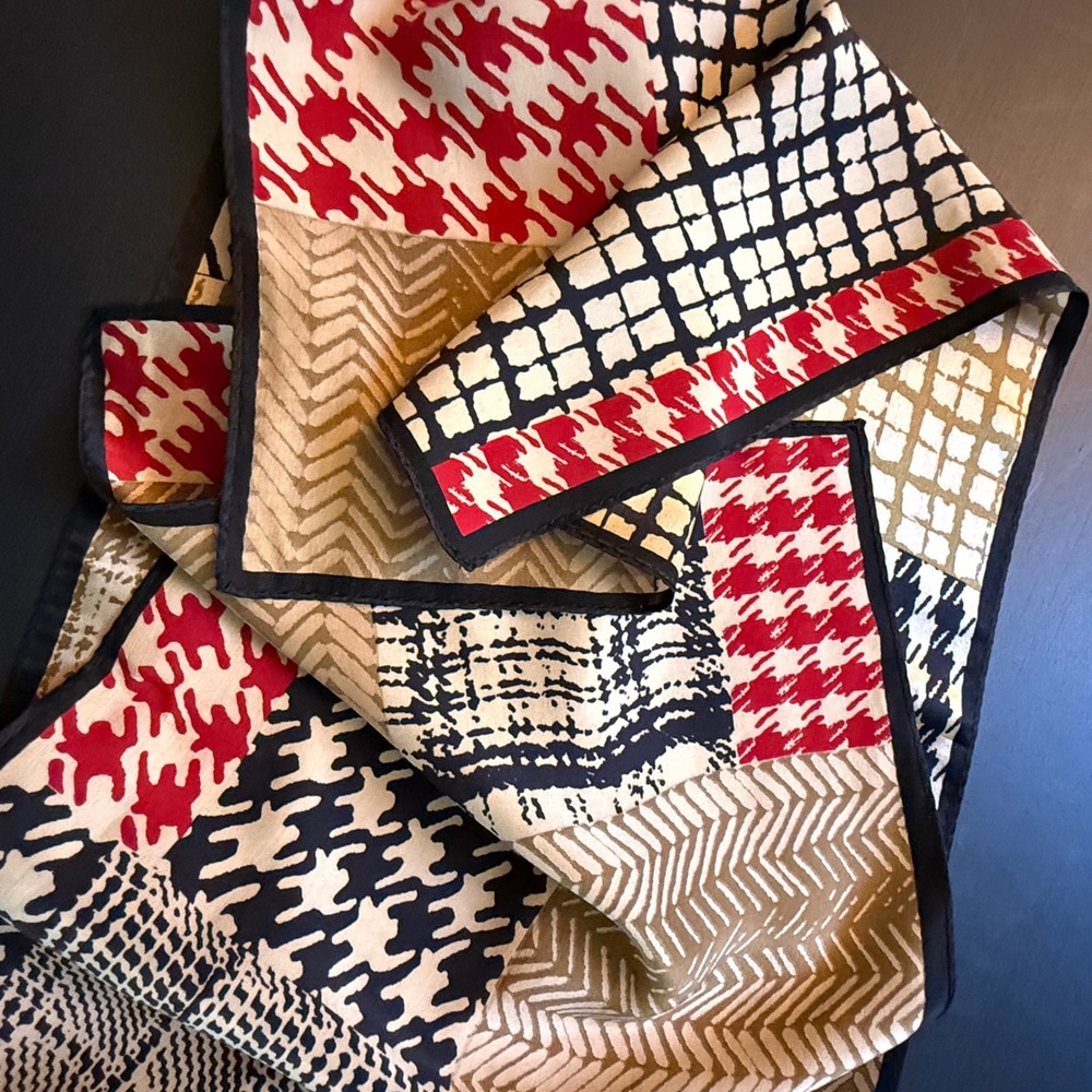 Unbranded Patchwork Houndstooth Herringbone Oblong Scarf Red Tan Black - Picture 1 of 9